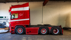 20260329-Tom-Holding-00056